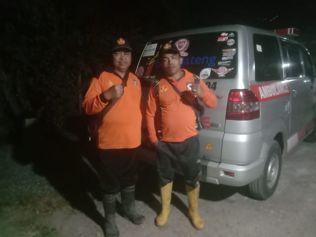LPBI MWC NU Tegowanu_Sigap Tangani Banjir di Desa Kejawan, Tegowanu, Grobogan